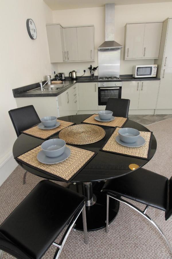 Central Two Bedroom Victorian Apartment With Free Parking 爱丁堡 外观 照片