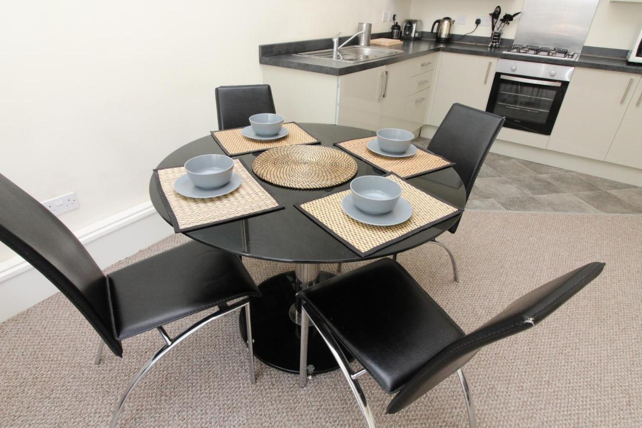 Central Two Bedroom Victorian Apartment With Free Parking 爱丁堡 外观 照片
